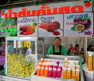 Điểm qua những món đồ uống tồn tại qua thời gian ở Thái Lan